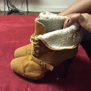 Baby phat faux fur lined 6 inch boots! Wore 1x